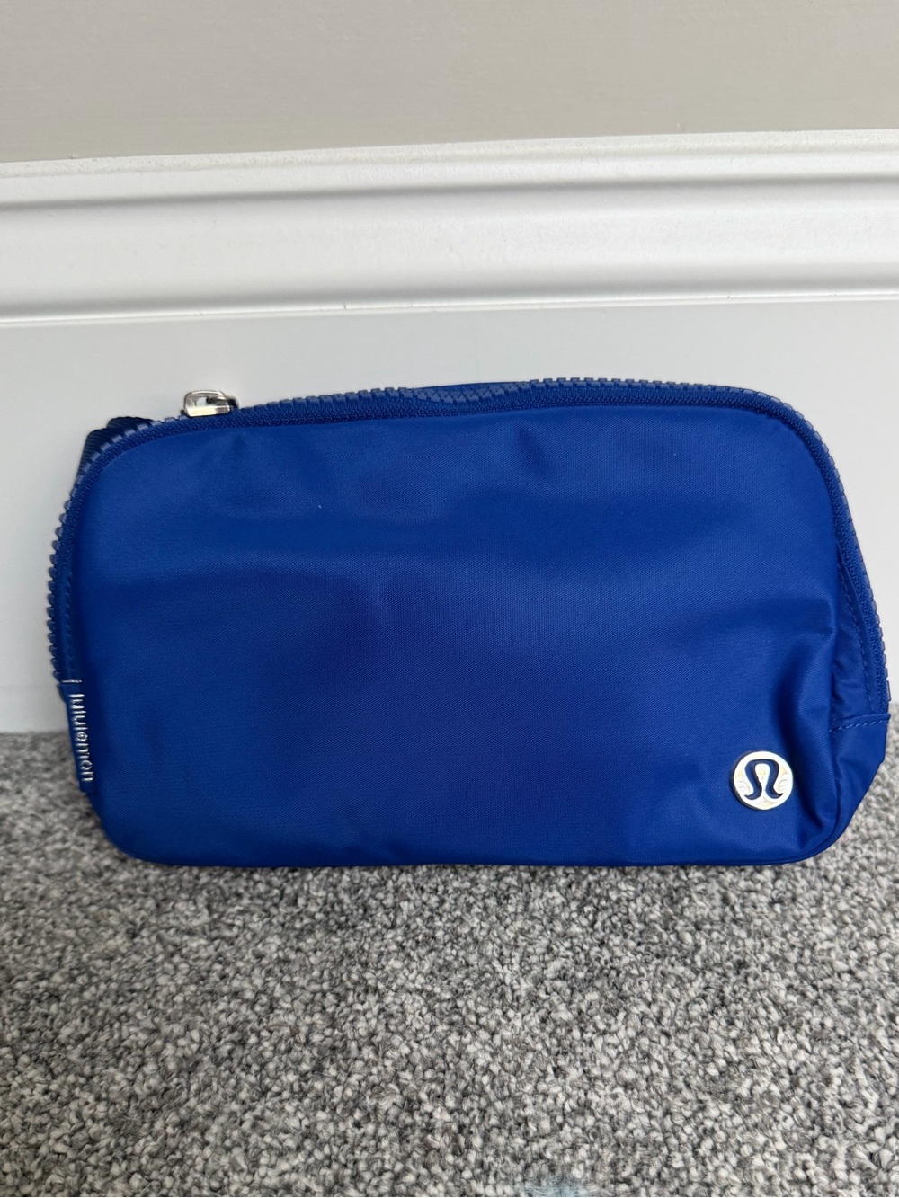 NWT Lululemon Everywhere Belt Bag